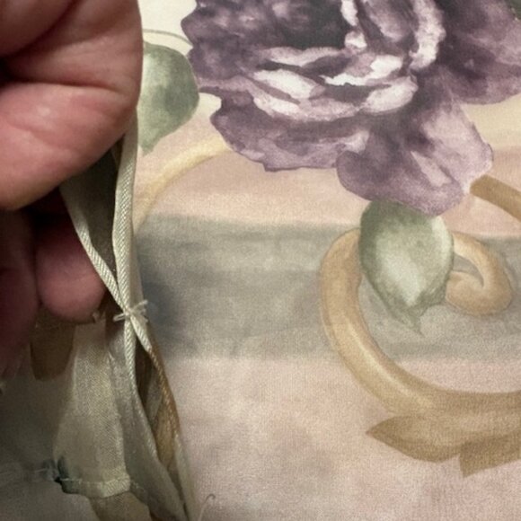 Set of 2 CROSCILL CHAMBORD AMETHYST FLORAL SEMI-SHEER PANELS 86X50"EA. - Picture 2 of 3